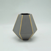 Décoration d'ameublement Vase en céramique de table Décoration de bureau Vase en céramique gris polyédrose