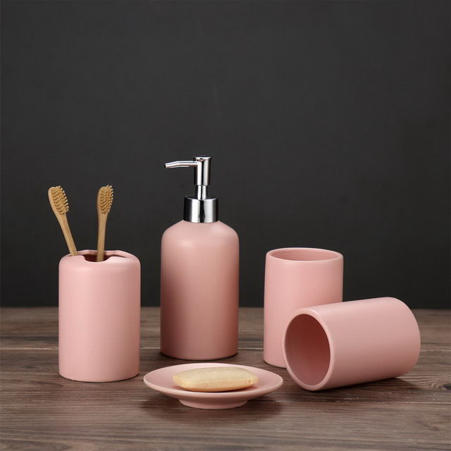 Coffret cadeau promotionnel cinq hôtels à usage familial salle de bains accessoire de salle de bain sanitaire accessoires de salle de bain en céramique